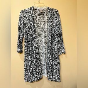 Chicos, like new, open tunic, size 1, black & white, used only once, comfortable